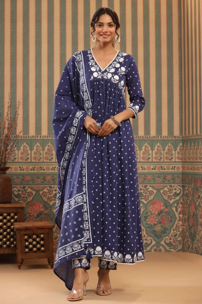 Alia Cut Three piece Set