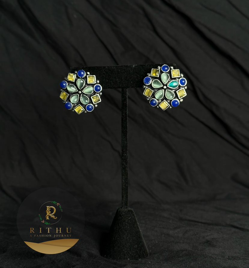 STUNNING OXIDIZED EARRING