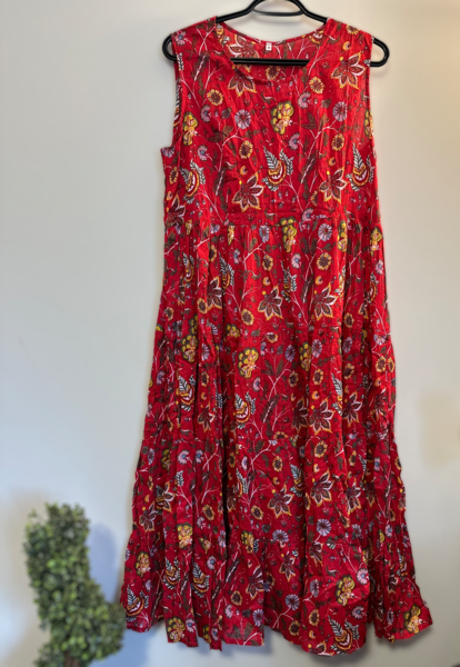 RED SLEEVLESS LONG KURTAS