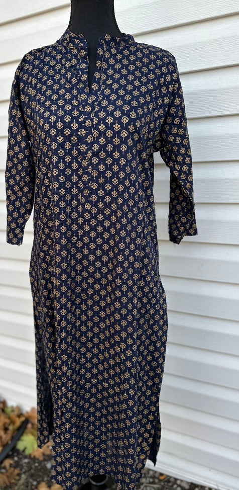 HIGH NECK KURTA WITH PRINTED DESIGN