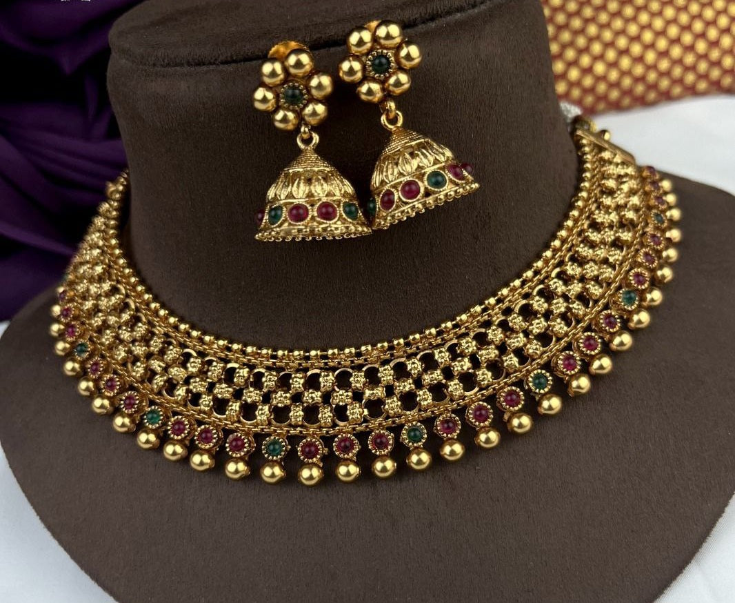 Traditional Necklace Set