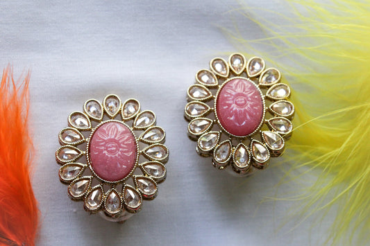 OVAL SHAPED STUD