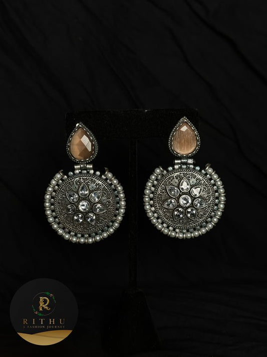 OXIDIZED EARRING