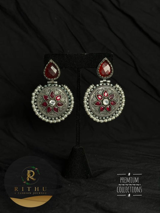 OXIDIZED EARRING