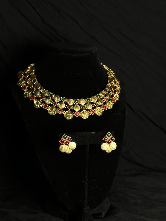 TRADITIONAL NECKLACE SET