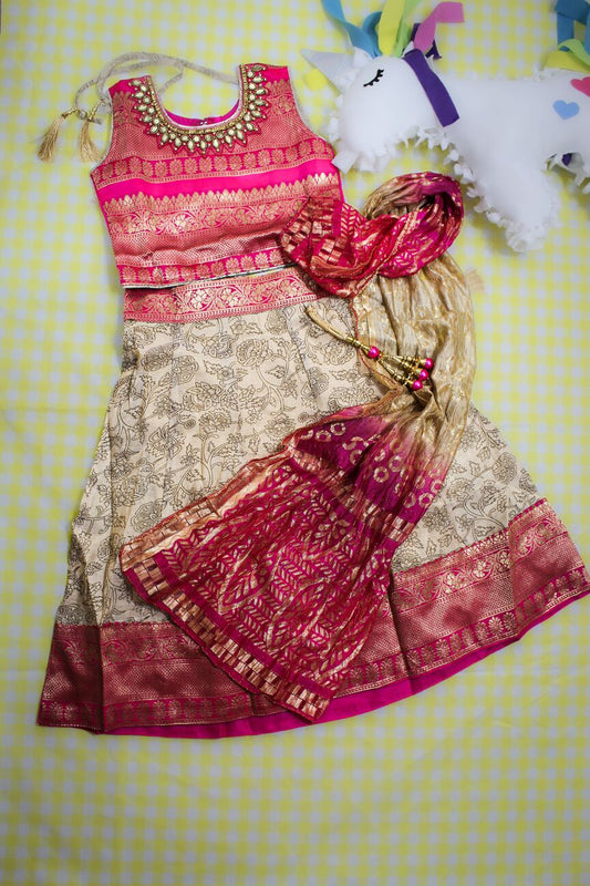 ETHNIC WEAR WITH TOP,SKIRT&DUPATTA