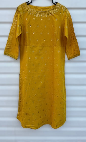 Elegant Kurta With Skirt & Dupatta