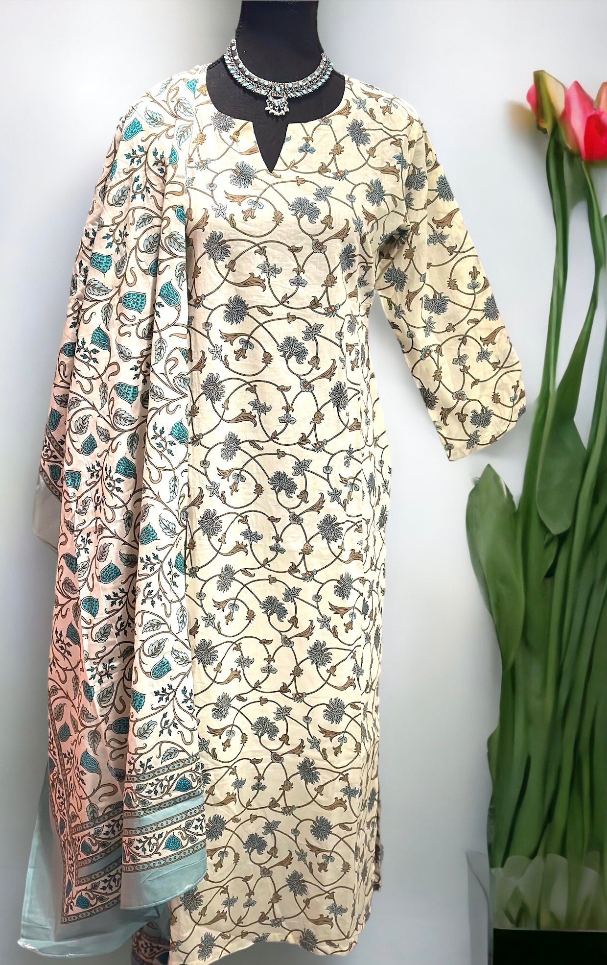 Women's Floral Printed Cotton Kurta With Palazzos Pant & Dupatta